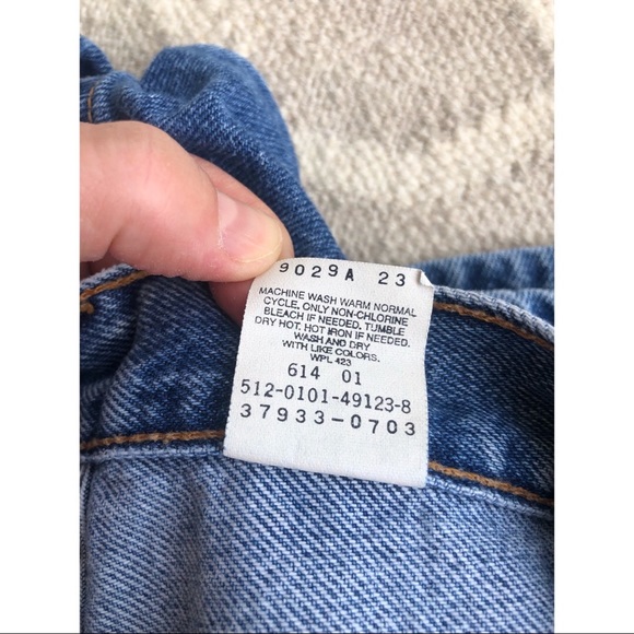 FREE* 🇺🇸 USA-made Levi’s denim shorts medium wash!!! - Picture 7 of 8